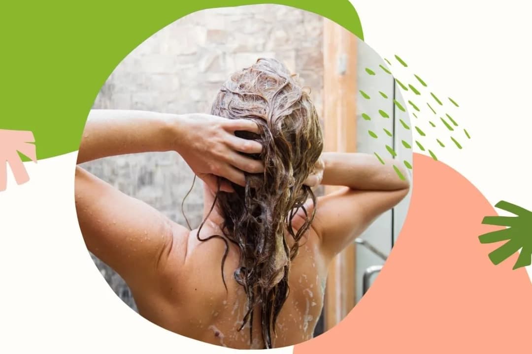 Ile trzymać peeling na głowie, aby uniknąć podrażnień skóry?